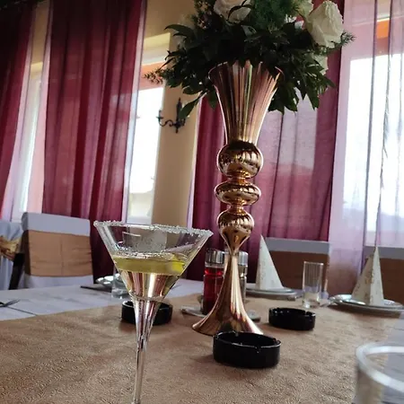 Vrabac Отель типа 