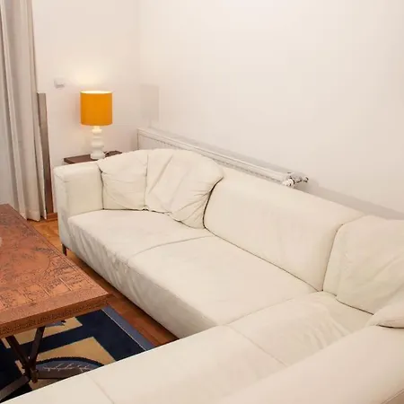 Vrabac Отель типа 